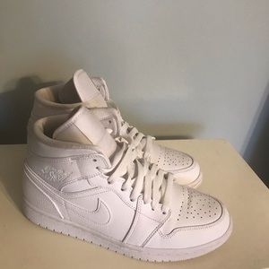 Air Jordan 1 mid